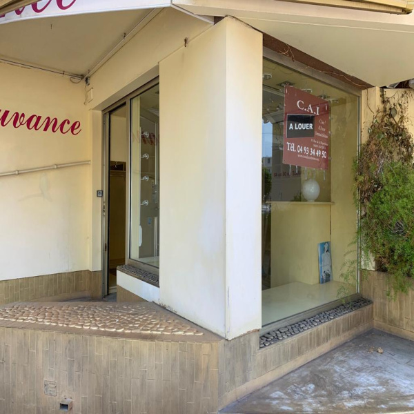 Location Immobilier Professionnel Local commercial Juan les Pins 06160