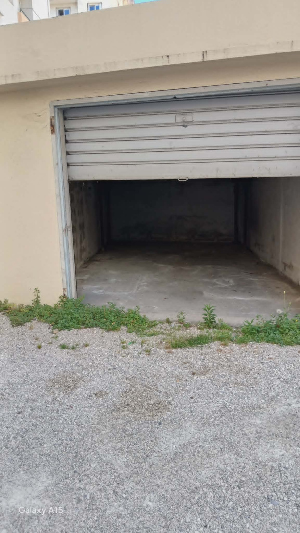 Offres de vente Garage Antibes 06600